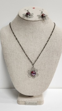 Set - Necklace and earrings - Red Luster Swirls